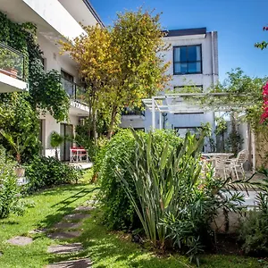 paradise-departamentos.hotelsmendoza.com/