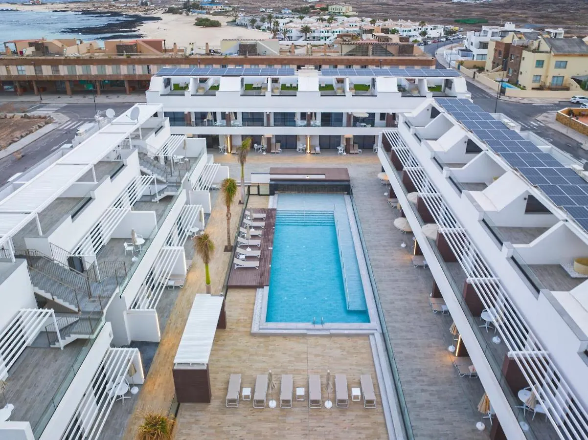 Esmeralda Cotillo Homes By Livvo 0*,