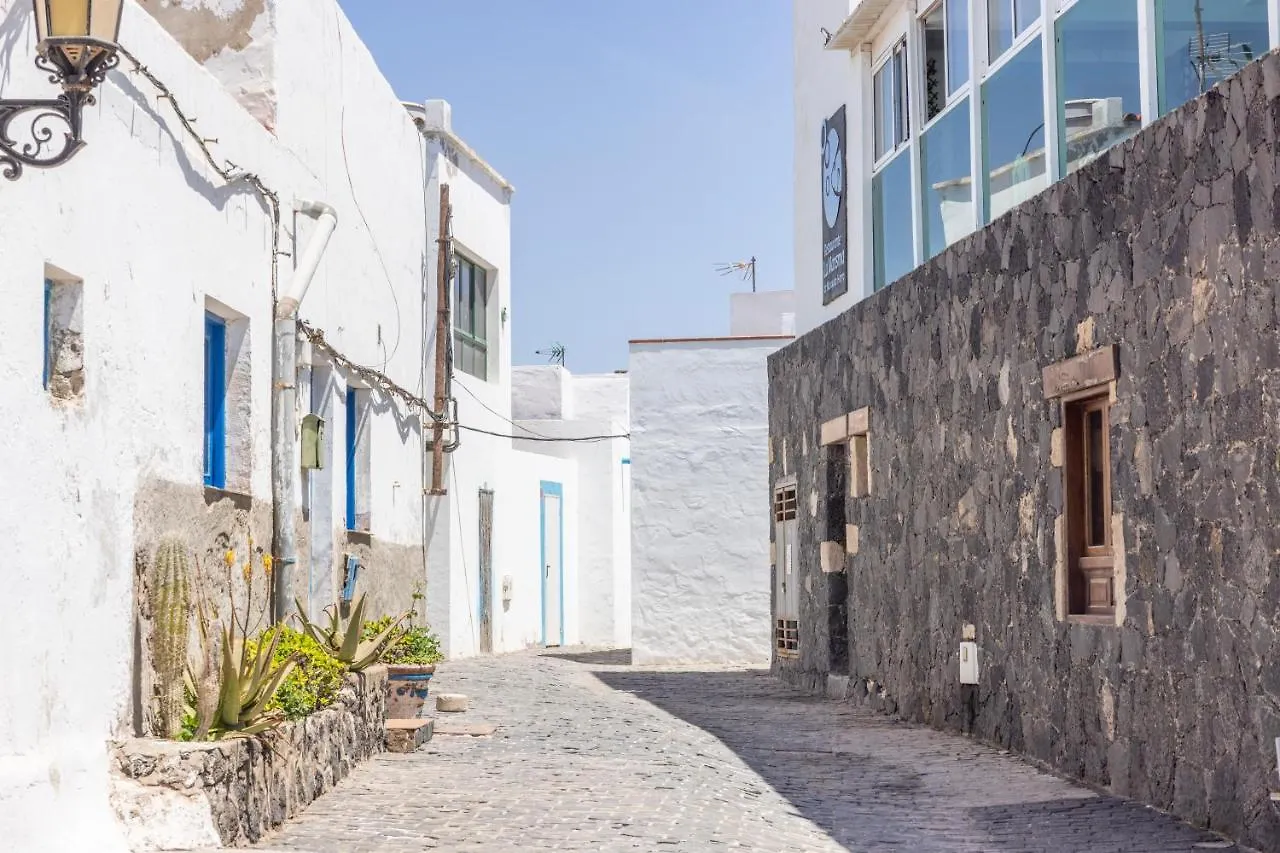 Esmeralda Cotillo Homes By Livvo Spanje
